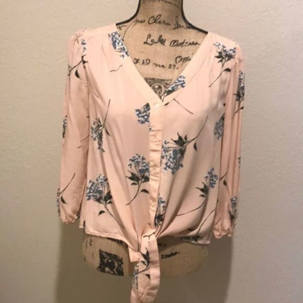 Loft Nwot Peach with Design 100% Rayon